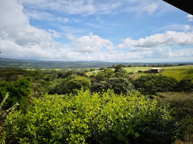 Hermosa Hacienda Cerca del Aeropuerto de Liberia con Clima Perfecto in Liberia, Guanacaste — $730,000 - Photo 3 of 60