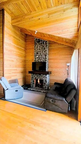 Chalet de Madera de Ciprés con Huerto Orgánico in San Isidro, El Guarco, Cartago — $300,000 - Photo 2 of 23