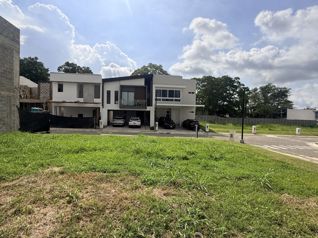 Lote de 144 m² en venta en Condominio en Santa Ana - Foto 3 de 3