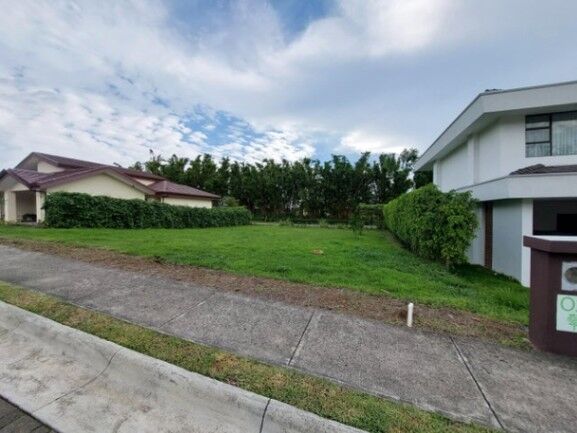 Se vende lote plano en exclusivo condominio de Guácima Alajuela 25-1970 in Guácima, Alajuela — $130,000