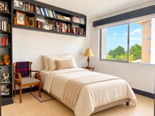 Venta cómodo apartamento con terraza, Granadilla, Curridabat (MJ) en Granadilla, Curridabat, San José — $175,000 - Foto 5 de 10
