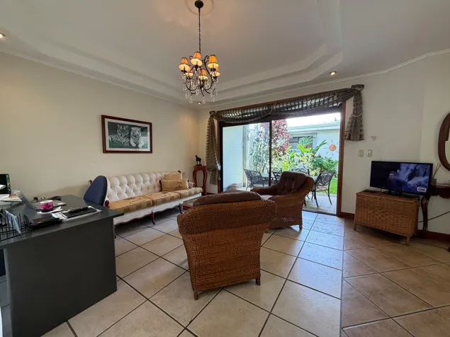 Single-storey house for rent in Altos del Horizonte, Escazú in Escazú, San José — $3,000
