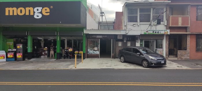 Se Alquila, local comercial,Tibas centro in San Juan, Tibás, San José — ₡ 600 000