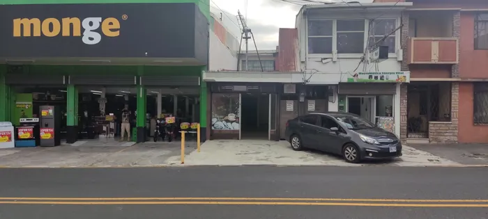 Se Alquila, local comercial,Tibas centro in San Juan, Tibás, San José — ₡ 600 000