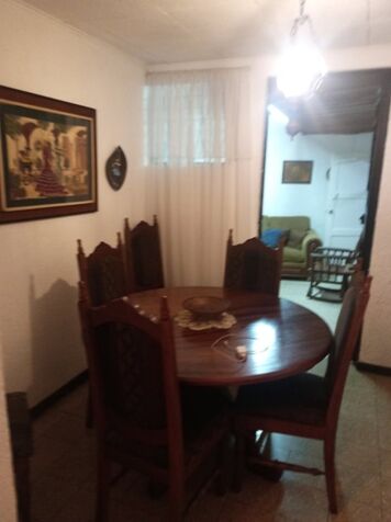 Se vende casa en José María Zeledón  en Curridabat, San José — ₡ 88 000 000