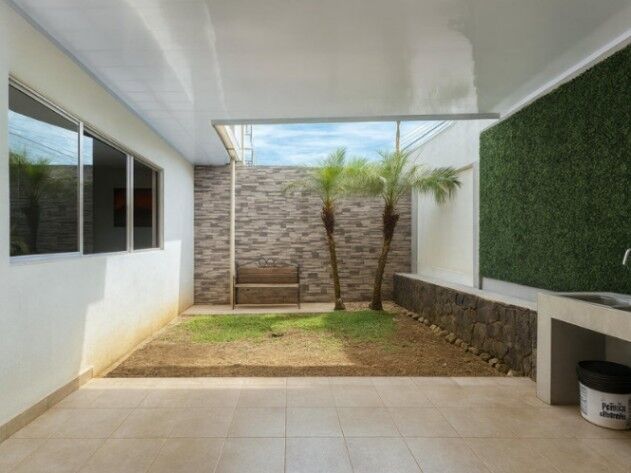 Venta de Casa en Montes de Oca-San Rafael. en San Rafael, Montes De Oca, San José — $285,000