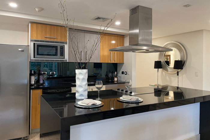 VENTA DE APARTAMENTO ESTILO MINIMALISTA, SAN JOSE, ESCAZU, EL CORTIJO in Escazú, San José — $475,000