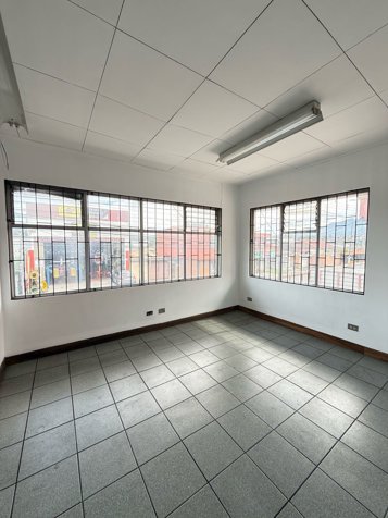 Alquiler o venta bodega comercial Moravia en San Vicente, Moravia, San José — $525,000 - Foto 3 de 16