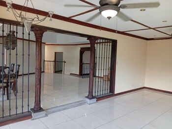 Alquiler de casa con uso de suelo mixto en Lindora Santa Ana en Pozos, Santa Ana, San José — $5,500 - Foto 5 de 21
