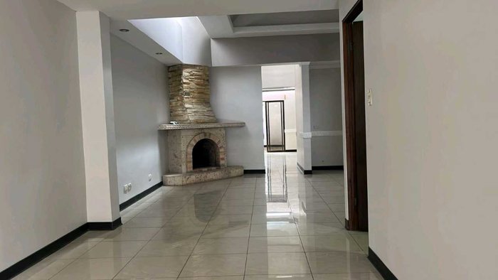 CASA EN RINCON VERDE DE HEREDIA en Heredia — ₡ 87 000 000