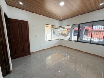 CASA EN VENTA EN SAN FRANCISCO HEREDIA en San Francisco, Heredia — $194,000 - Foto 4 de 11