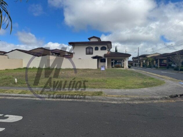 Terreno en Condominio Albacete en Quebradilla, Cartago — $115,000