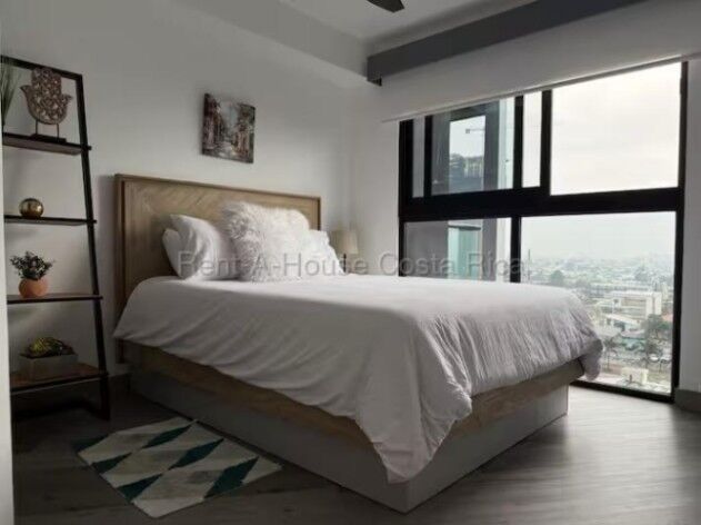 Apartamento moderno en venta en Barrio Escalante #26-1553 GS in Carmen, San José — $205,000