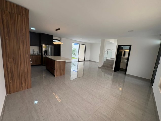 Venta de Casa de Lujo en Condominio Tipo Resort en Tres Ríos in Tres Ríos, La Unión, Cartago — $360,000 - Photo 3 of 22
