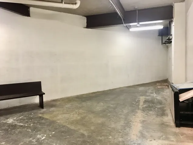 Bodega en Momentum Pinares en Curridabat, San José — $325 - Foto 2 de 2