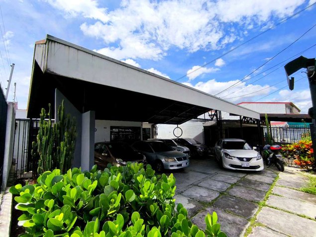 VENTA DE CASA INDEPENDIENTE EN LA GUARIA, MORAVIA S.J en San Vicente, Moravia, San José — ₡ 170 000 000 - Foto 2 de 30