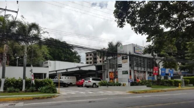 ALQUILER DE LOCAL, SAN JOSE, ESCAZU, SAN RAFAEL, PLAZA NATURA - 8014167 en San Rafael, Escazú, San José — $1,700