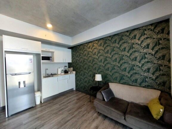 Se alquila moderno estudio en condominio de Secret Sabana 25-1726 in Mata Redonda, San José — $900