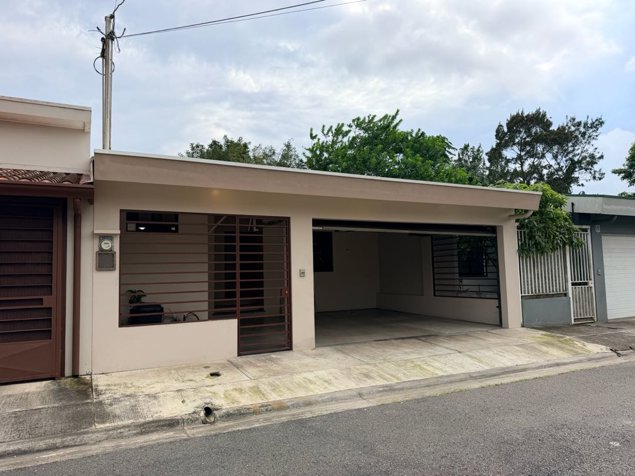 Alquiler de casa en Cartago, Dulce Nombre, Rincón Real en Dulce Nombre, Cartago — ₡ 550 000