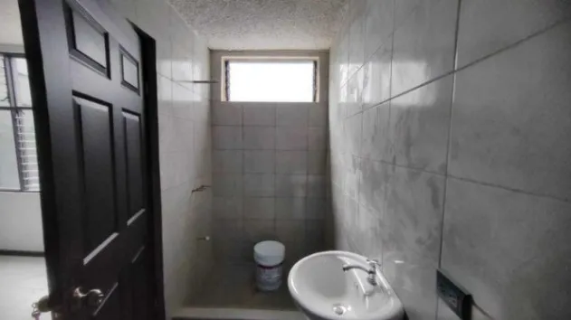 Se vende espacioso apartamento con patio en San José Centro 25-384 in Merced, San José — $220,000 - Photo 3 of 15