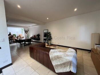 Venta de Casa en Escazú-San Rafael. RAH 26-1729 in San Rafael, Escazú, San José — $245,000 - Photo 4 of 10
