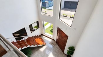 House for sale in San Agustín de Poás with private garden - Photo 3 of 3