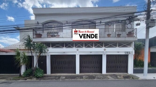 Venta de Casa en Granadilla de Curridabat. en Granadilla, Curridabat, San José — $650,000