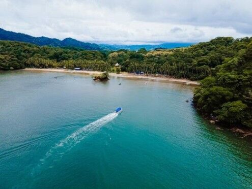 Isla Cedros Paraíso Bioluminiscente de Costa Rica en Chira, Puntarenas — $700,000