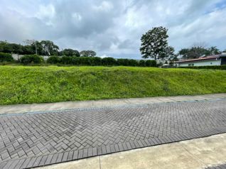 Lote de 225m2 a la venta en Grecia - Foto 2 de 3