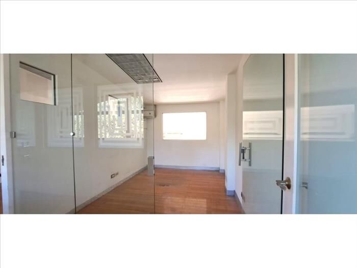 ALQUILER DE LOCAL, ESCAZU, GUACHIPELIN. in Escazú, San José — $1,829