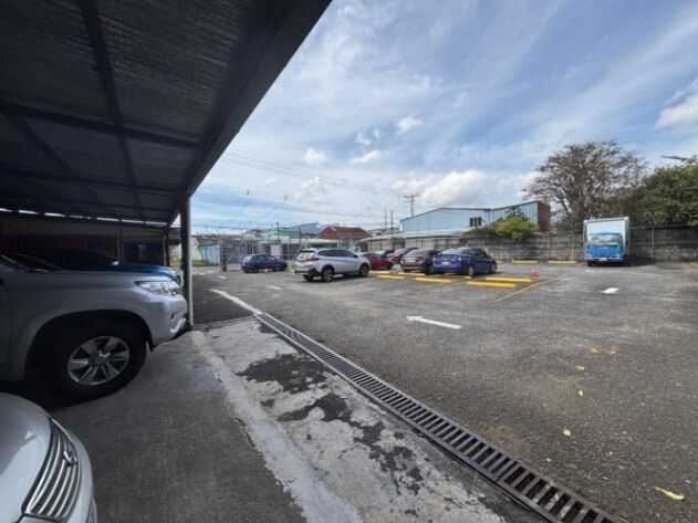 Venta de Parqueo en lote de 897 m2 en Guadalupe Goicoechea en Guadalupe, Goicoechea, San José — $750,000