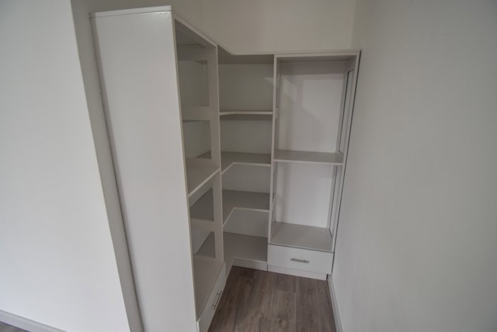 Apartamento con Línea Blanca de 1 Habitación en Barrio Escalante in Carmen, San José — $115,900 - Photo 2 of 15
