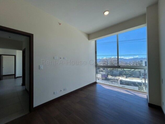 Venta de Apartamento en Montes de Oca-San Pedro. RAH 26-1742  en San Pedro, Montes De Oca, San José — $180,000