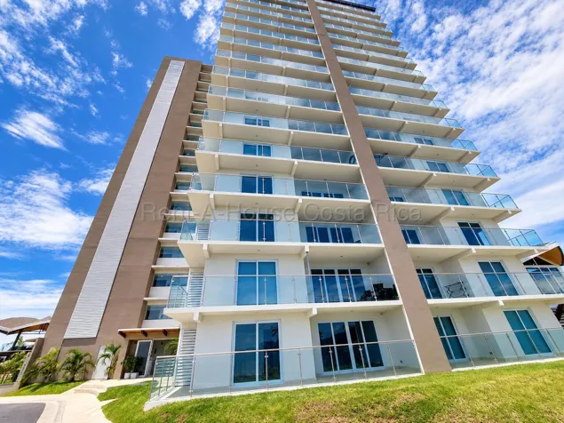 Venta de Apartamento en Jaco 27-1082 in Jacó, Garabito, Puntarenas — $285,000 - Photo 2 of 14