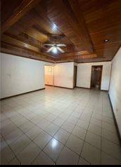 Venta de propiedad con Uso Mixto, San Joaquín de Flores en Llorente, Flores, Heredia — $1,350,000 - Foto 4 de 16