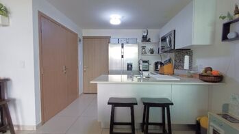 Venta de Apartamento en San Juan de Tibás. RAH 26-211 in San Juan, Tibás, San José — 70 000 000 ₡ - Photo 5 of 10
