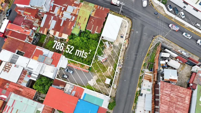FOR SALE Corner Commercial Lot in Tibás – 786 m² – High Vehicle Exposure in Cinco Esquinas, Tibás, San José — $590,000