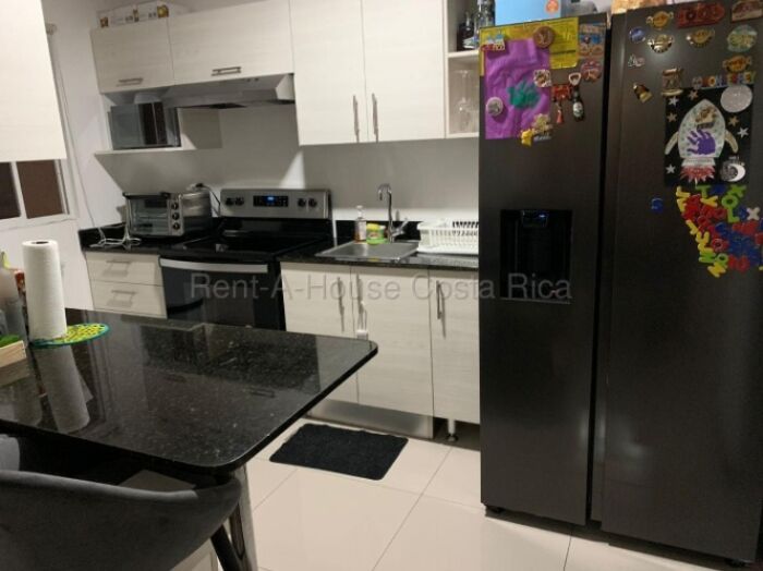 Venta apartamento 3 habitaciones con parqueo techado #26-1953 GS en San Rafael, Alajuela — $136,000