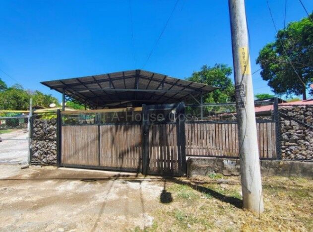 Venta de Casa Amoblada en San Mateo de Alajuela. RAH 26-1769 PRECIO REBAJADO in Labrador, San Mateo, Alajuela — $145,000