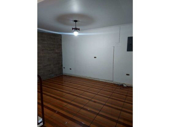 ALQUILER DE CASA, SAN JOSE, GUADALUPE, IPIS, RESIDENCIAL CAFETOS en Guadalupe, Goicoechea, San José — ₡ 500 000