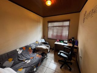 Se Vende Casa en Urbanizacion El Bosque en Oreamuno Cartago en San Rafael, Oreamuno, Cartago — 60 000 000 ₡ - Foto 3 de 11