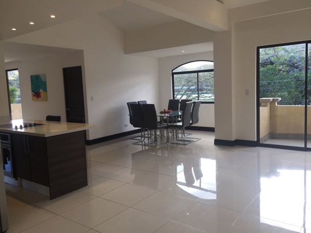 Apartamento en Condominio en Montesol Santa Ana in Pozos, Santa Ana, San José — $260,000 - Photo 2 of 20