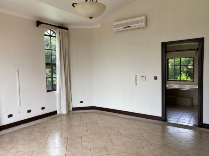 Alquiler de Casa en Piedades de Santa Ana. RAH 26-636 en Piedades, Santa Ana, San José — $3,500