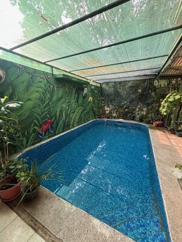 Casa amueblada con piscina en Atenas en Atenas, Alajuela — $199,000 - Foto 2 de 15