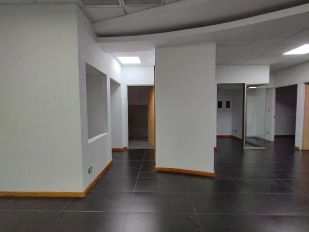 Se Alquila Local Comercial - Mall Paseo de las Flores en San Francisco, Heredia — $4,052 - Foto 3 de 8