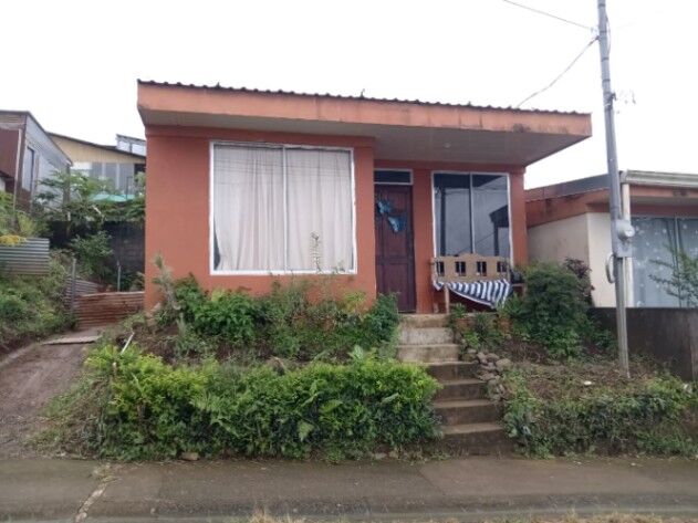 LINDA CASA Y PROPIEDAD EN BAJO LOS RODRIGUEZ, SAN RAMÓN.  in San Ramón, Alajuela — ₡ 16 000 000