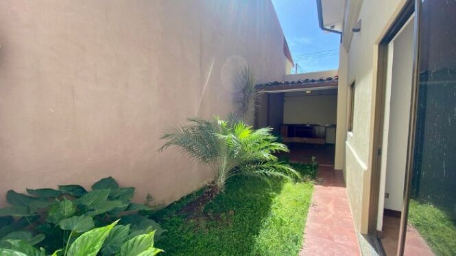 VENTA DE CASA EN CONDOMINIO , SANTA ANA $250.000  COD#26-217 en Santa Ana, San José — $250,000 - Foto 3 de 16