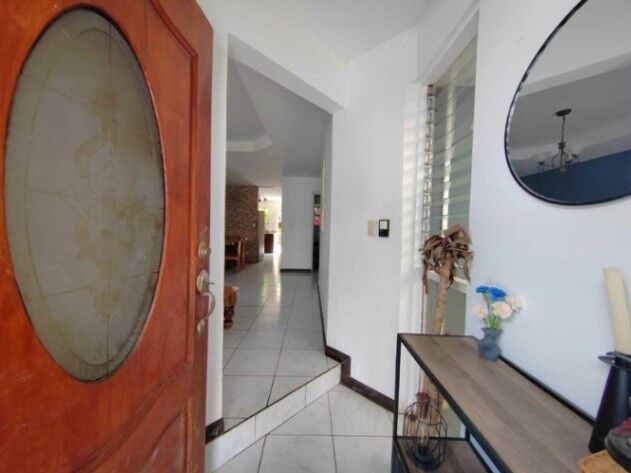 Venta de Casa en La Unión-Tres Ríos. RAH 26-1374 en Tres Ríos, La Unión, Cartago — ₡ 84 900 000