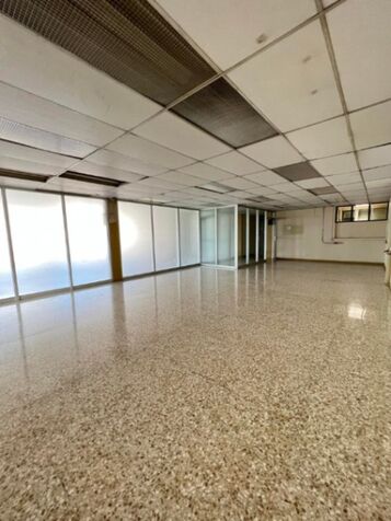 Alquiler de Local Comercial en El Carmen, San José. RAH 26-216 in Carmen, San José — $3,800