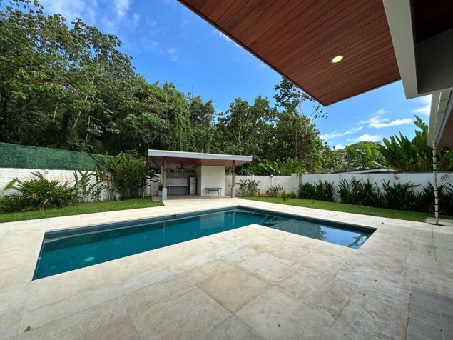Casa de Lujo en Bahía Ballena, Uvita in Bahía Ballena, Osa, Puntarenas — $785,000 - Photo 2 of 46